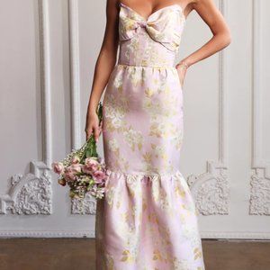 The Beth Dress in Light Lilac Baroque Floral - Size 6